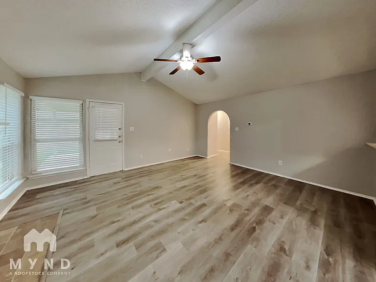 1509 Brook Forest Dr — Photo 7