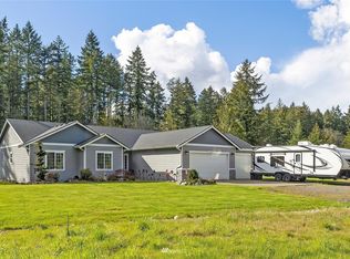 3120 SW Christmas Tree Ln, Pt Orchard, WA 98367