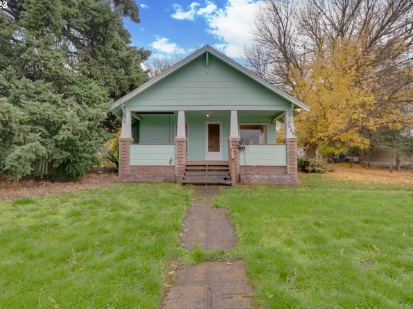2432 E 14th St, The Dalles, OR 97058
