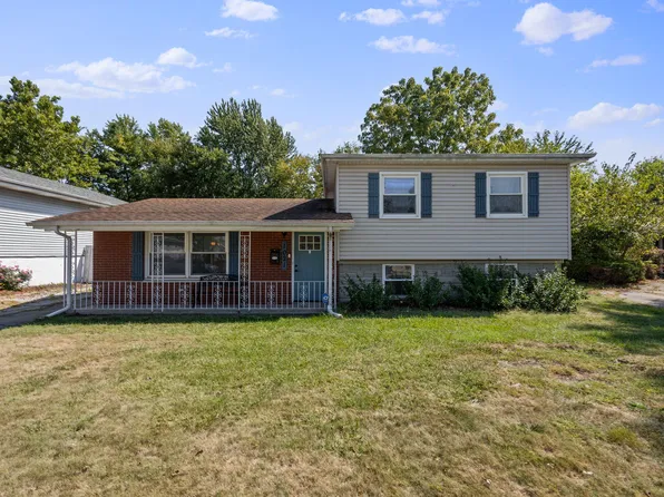1021 N Wheeler St, Griffith, IN 46319
