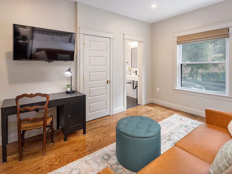 44 Winslow Rd — Photo 12
