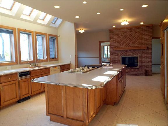 4th image of 9307 W Golfview Dr
