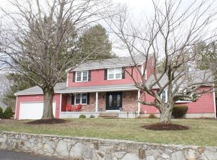 3 Helen Rd, Braintree, MA 02184