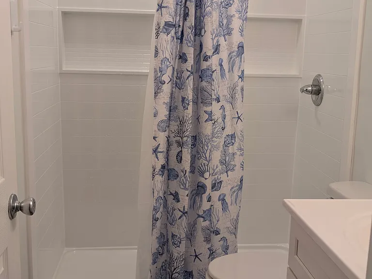 1146 Sea Cliff Dr N #1146 — Photo 8