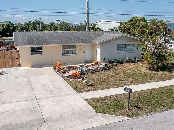 2nd image of 1416 W HARDEE Street
