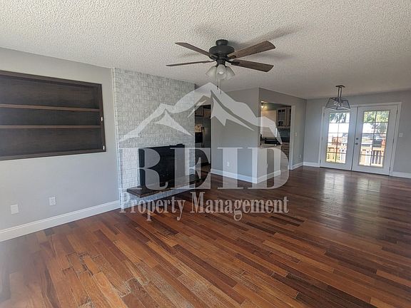 3rd image of 1506 Almira Ct