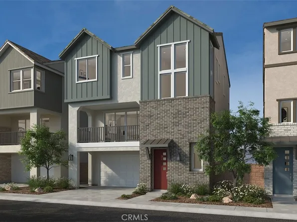 316 Pluto, Irvine, CA 92618