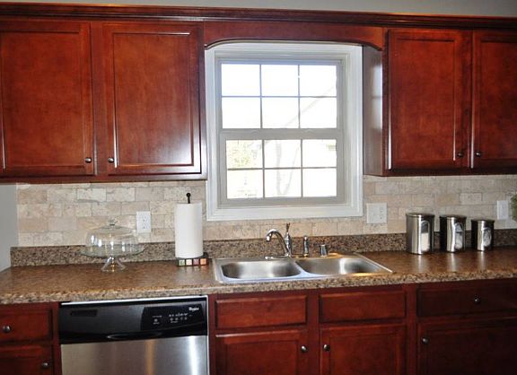 4th image of 527 Sweet Birch Ct