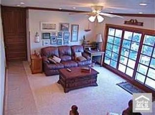 502 Sturgeon Dr, Costa Mesa, CA 92626