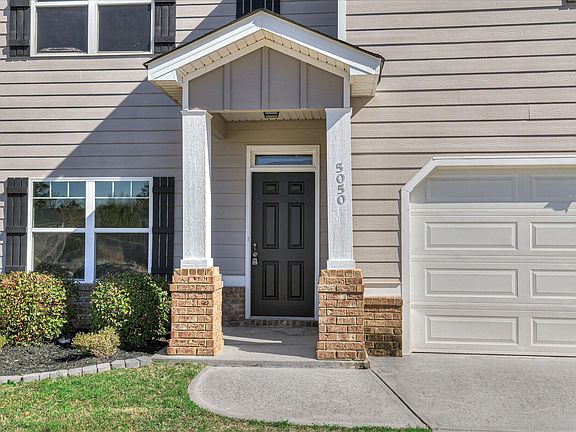 3rd image of 5050 Vine Lane