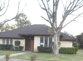 2424 Keyhole St, Irving, TX 75062