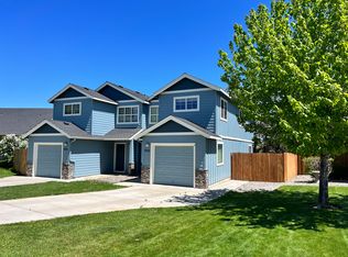 998 SW Rimrock Way, Redmond, OR 97756