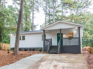 545 Glendale Rd, Scottdale, GA 30079