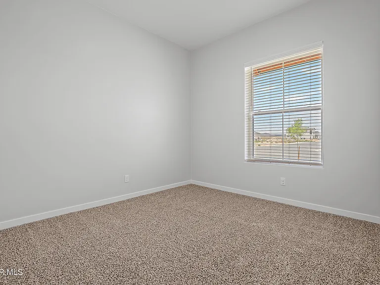 13992 Margaret Ponce Ave — Photo 7