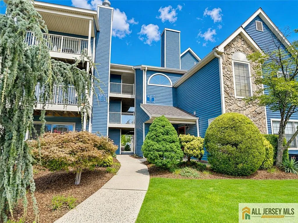 1 bed, 1.0 bath, $1,795 — Photo 1