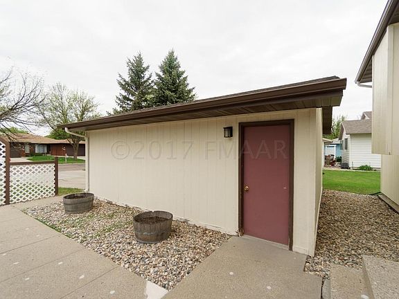 3rd image of 3014 18th St S