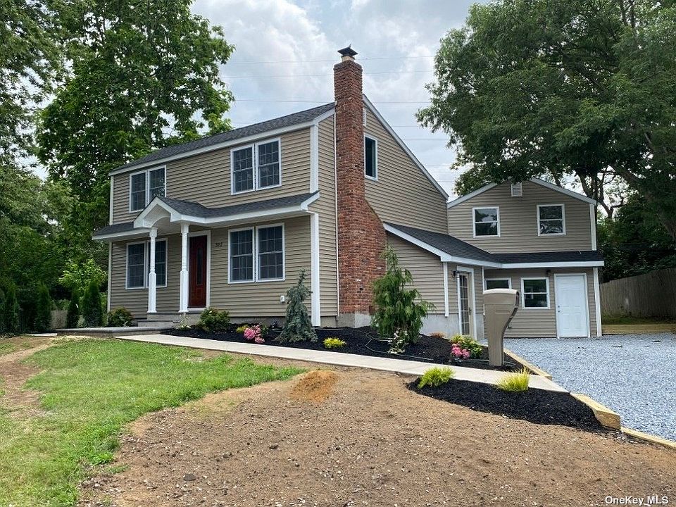 1st image of 302 Eastwood Blvd