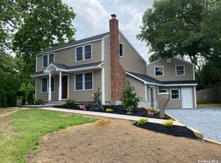 302 Eastwood Blvd, Centereach, NY 11720