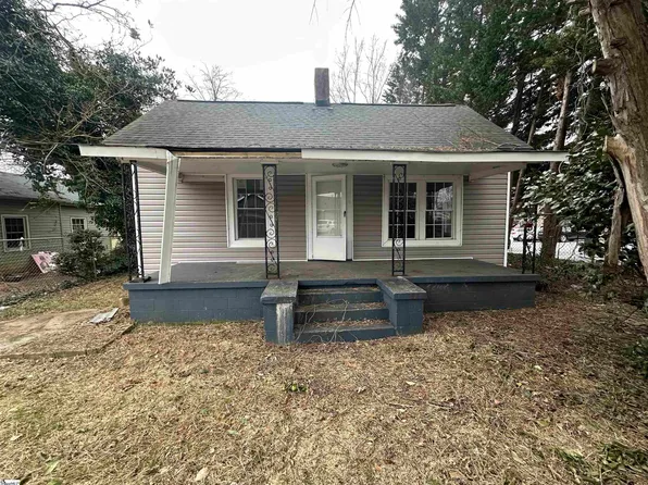 9 Barnwell St, Greenville, SC 29601