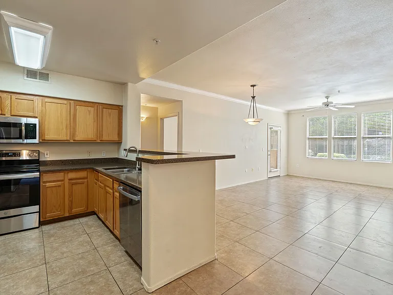 20100 N 78th Pl #1110 — Photo 25