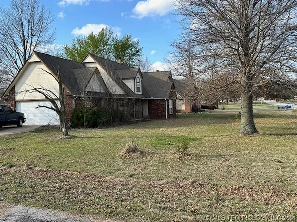 803 N Filmore Ave, Wagoner, OK 74467