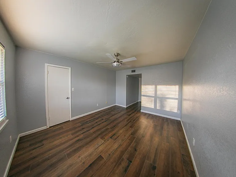 1707 E Lindsey St #4 — Photo 13