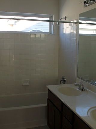 3rd image of 2152 Skylane Dr