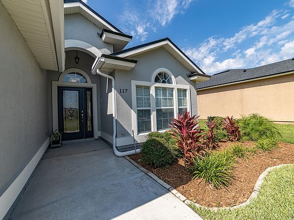 3rd image of 117 Terracina Dr