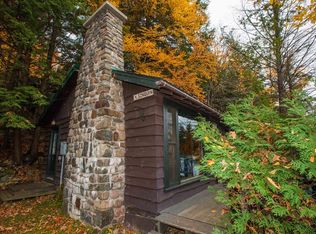 2 Harbor Hill Ln, Saranac Lake, NY 12983