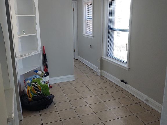 4th image of 448 W Barry Ave #1001
