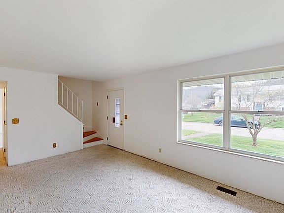 5th image of 253 Daugherty Dr