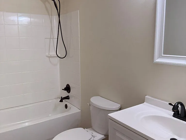 309 Main St #5 — Photo 7