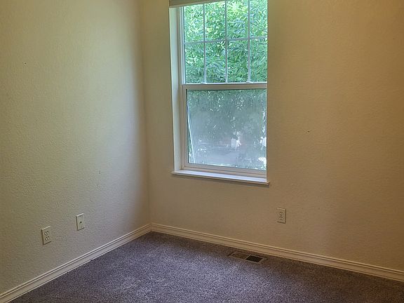 5th image of 2808 Oshaughnessy St