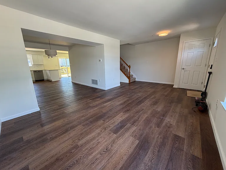 1305 Amyclae Pl — Photo 5