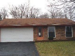 7990 Rustic Woods Dr, Dayton, OH 45424