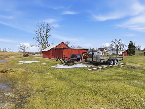 2nd image of 21301 Woodruff Rd