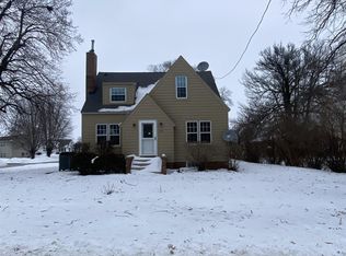 101 4th St W, West Bend, IA 50597