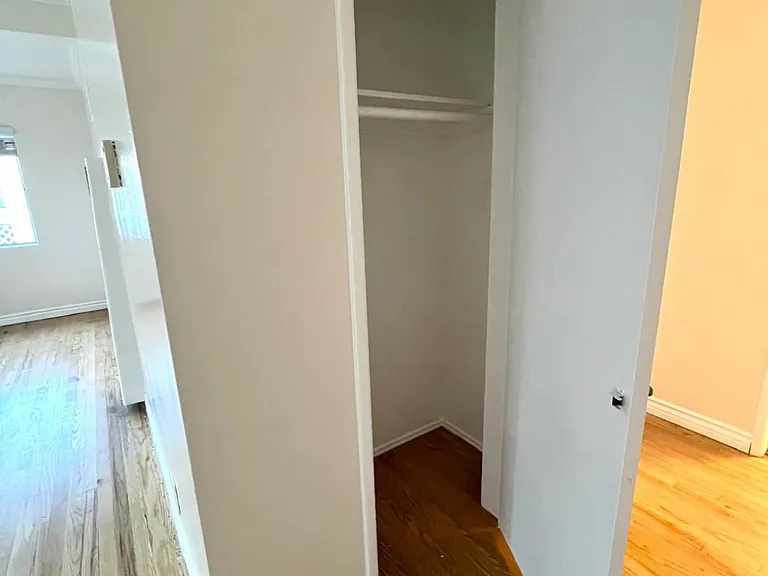 5115 Coldwater Canyon Ave #4 — Photo 13