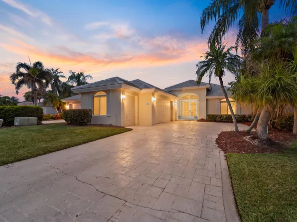 1415 SE GLENCOE Court, Port St Lucie, FL 34952