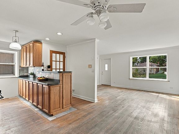 5th image of 3836 Hull St