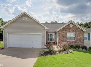 6405 Compass Dr, Flowery Branch, GA 30542