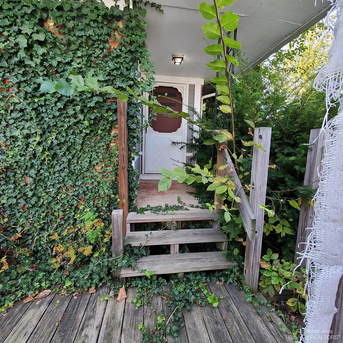 2097 S Congress St photo 1