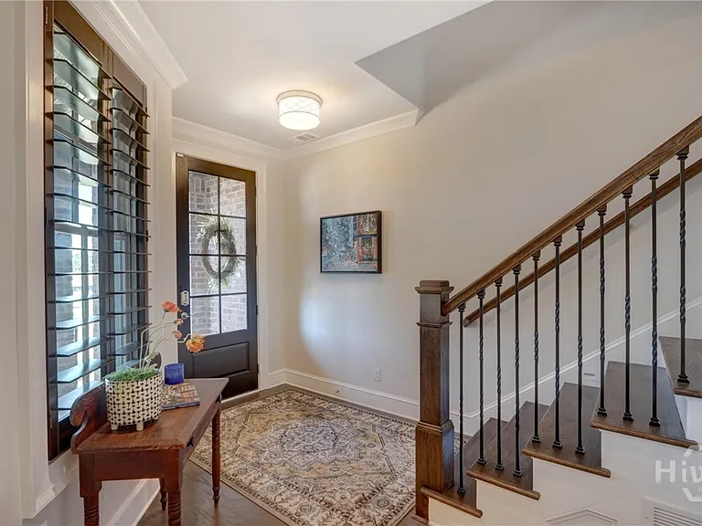 421 Port St — Photo 17