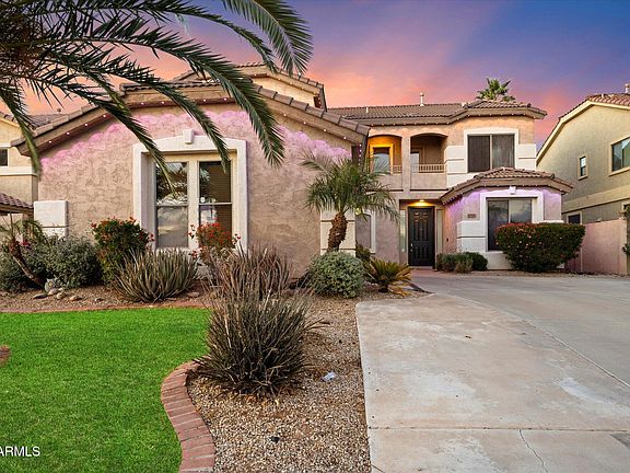 4th image of 10730 E MEDINA Avenue