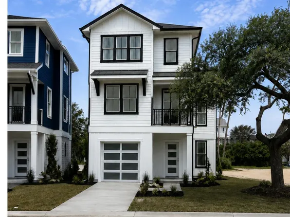 809 S Fifth Street, Carolina Beach, NC 28428