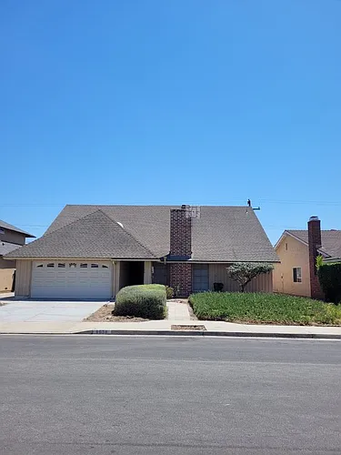 6058 James Alan St Photo 1