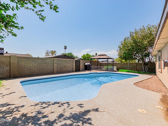 4th image of 3643 W LUPINE Avenue
