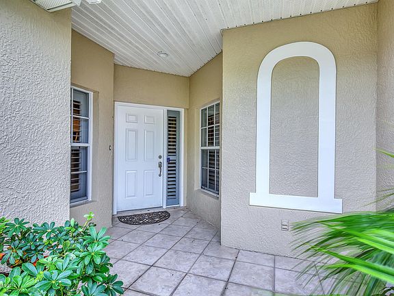 3rd image of 107 Aquarina Blvd