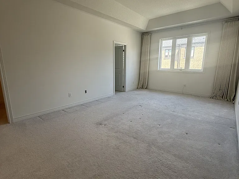 99 Hilts Dr — Photo 14