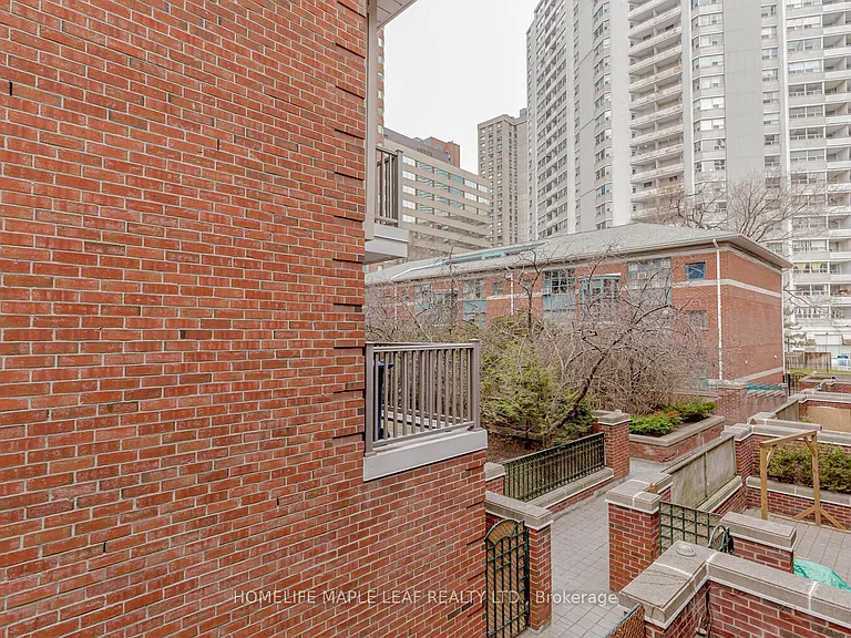 56 Saint Nicholas St — Photo 15